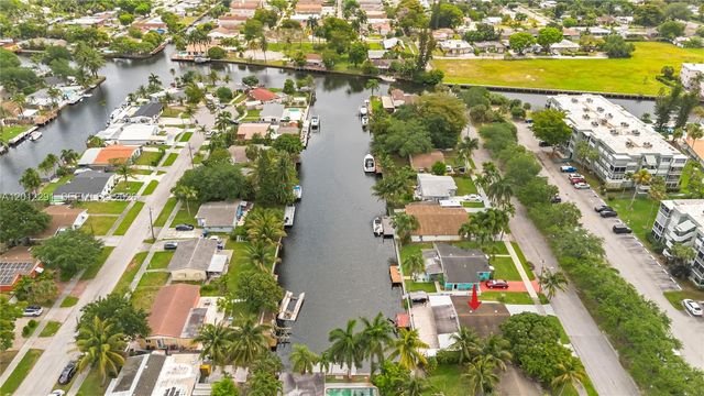 2729 Harding St, Hollywood, FL 33020