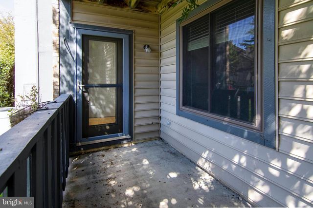 4906-A DUNBARTON RD, Mount Laurel, NJ 08054