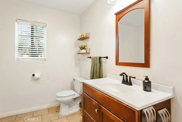 1711 Glenpark Street, Pomona, CA 91768