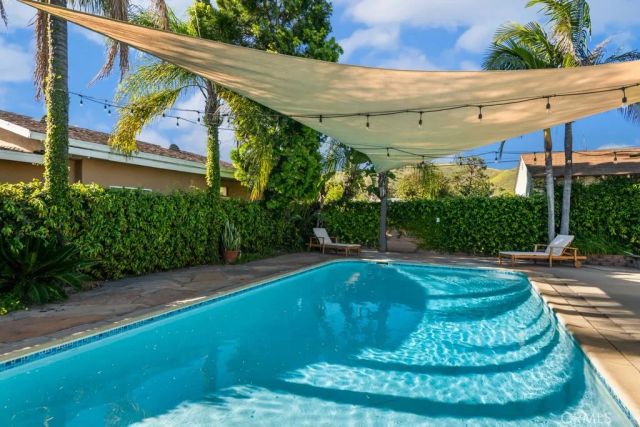 1711 Glenpark Street, Pomona, CA 91768