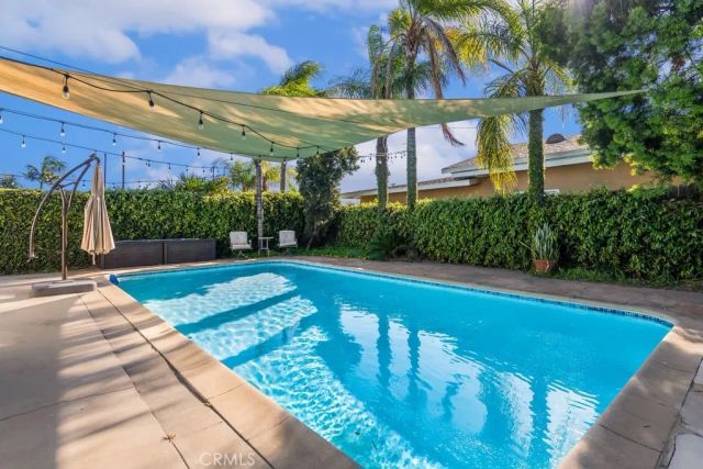 1711 Glenpark Street, Pomona, CA 91768