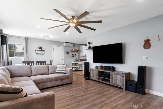 1711 Glenpark Street, Pomona, CA 91768