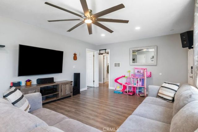 1711 Glenpark Street, Pomona, CA 91768