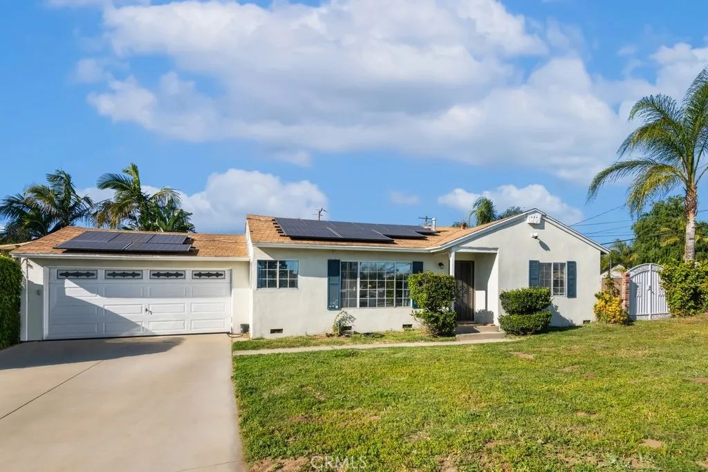 1711 Glenpark Street, Pomona, CA 91768