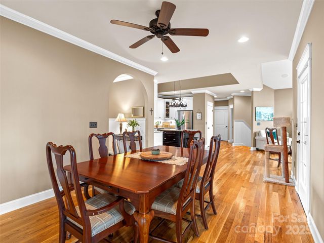 107 Spring Heights Court, Hendersonville, NC 28791