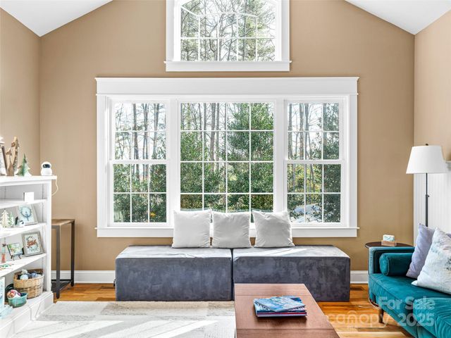 107 Spring Heights Court, Hendersonville, NC 28791