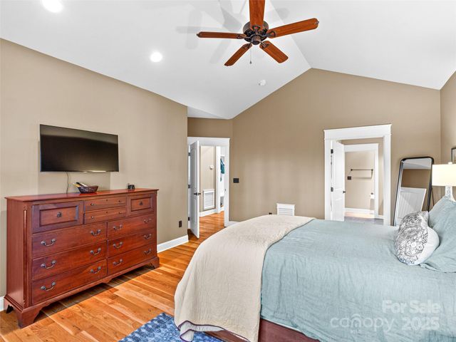 107 Spring Heights Court, Hendersonville, NC 28791