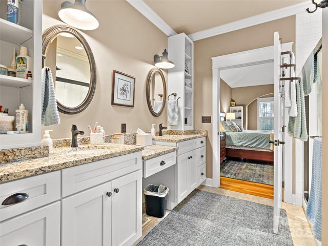 107 Spring Heights Court, Hendersonville, NC 28791