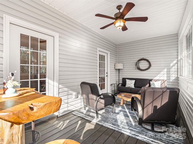 107 Spring Heights Court, Hendersonville, NC 28791