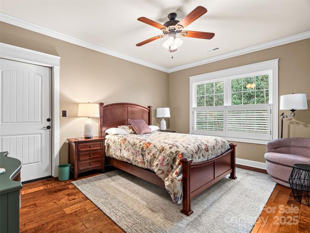 107 Spring Heights Court, Hendersonville, NC 28791