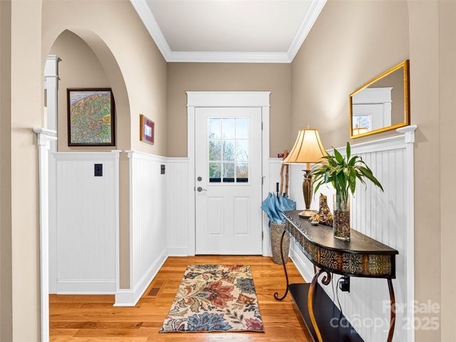 107 Spring Heights Court, Hendersonville, NC 28791