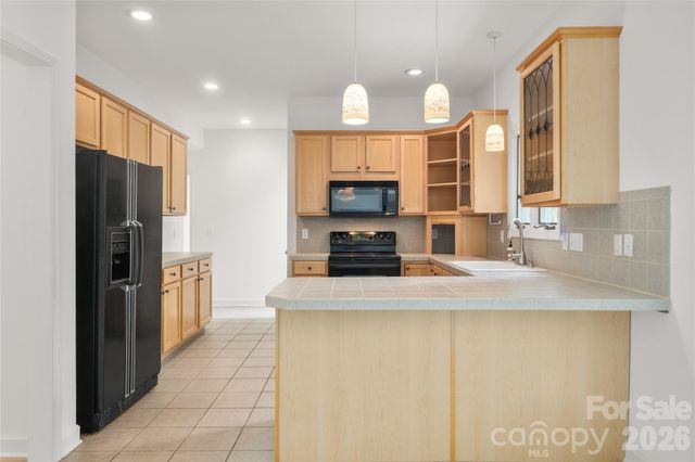 135 Buffalo Trail, Asheville, NC 28805