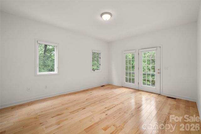 135 Buffalo Trail, Asheville, NC 28805