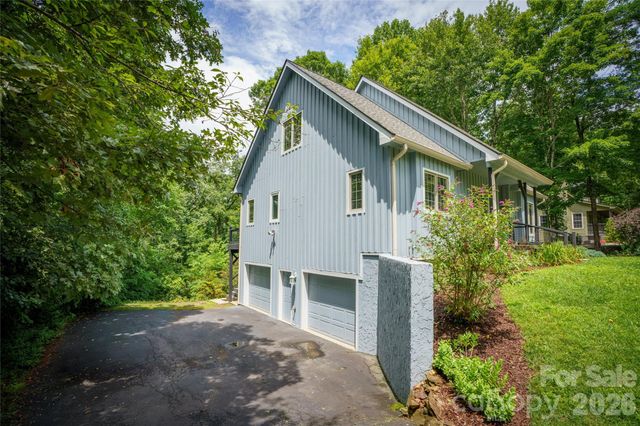 135 Buffalo Trail, Asheville, NC 28805
