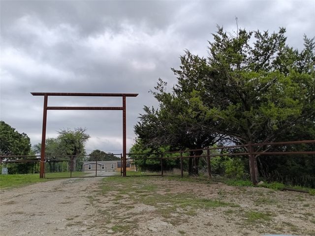 660 WOODHAVEN Drive, Springtown, TX 76082