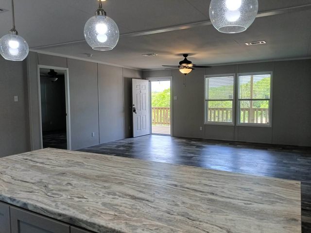 660 WOODHAVEN Drive, Springtown, TX 76082