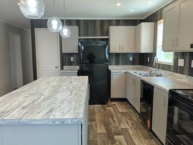660 WOODHAVEN Drive, Springtown, TX 76082