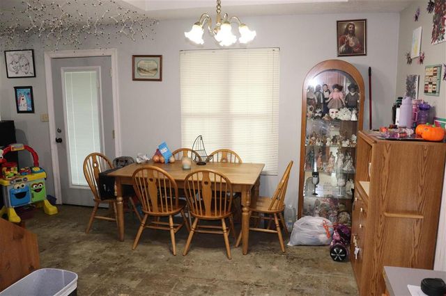 516 Navarre Street, Sulphur, LA 70663