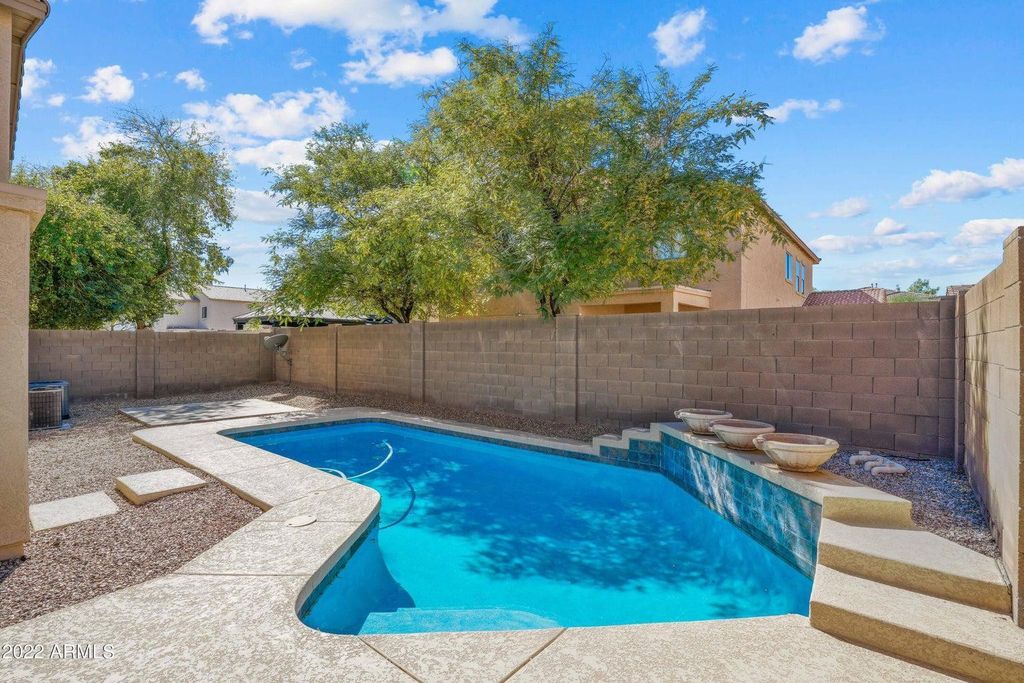 15422 N 169th Lane, Surprise, AZ 85388