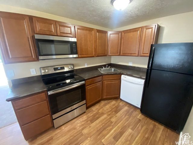 2182 W 5600 S, Roy, UT 84067