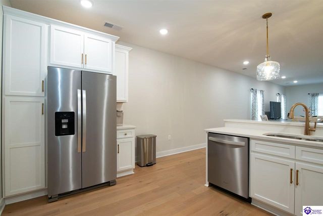 308 Lincoln Street, Vine Grove, KY 40175