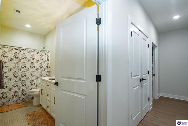 308 Lincoln Street, Vine Grove, KY 40175