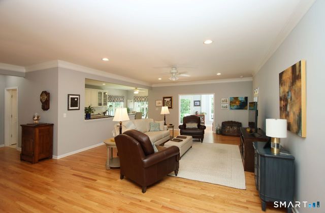 349 Niblick Lane, Oxford, CT 06478