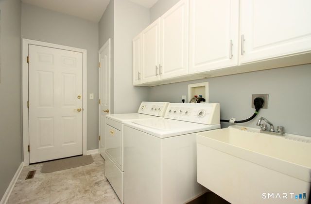 349 Niblick Lane, Oxford, CT 06478