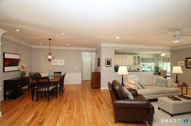 349 Niblick Lane, Oxford, CT 06478
