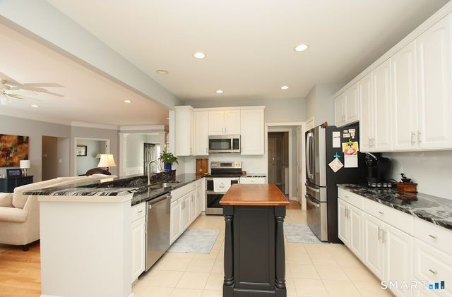 349 Niblick Lane, Oxford, CT 06478