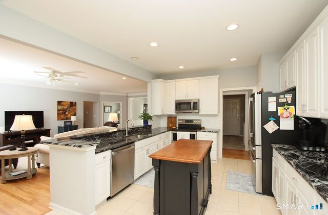 349 Niblick Lane, Oxford, CT 06478