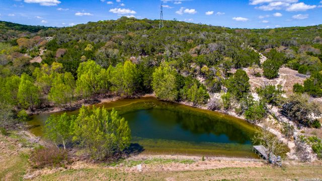 150 Coker Hollow, Kerrville, TX 78028