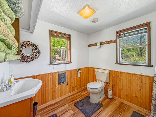 150 Coker Hollow, Kerrville, TX 78028