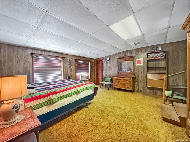 150 Coker Hollow, Kerrville, TX 78028