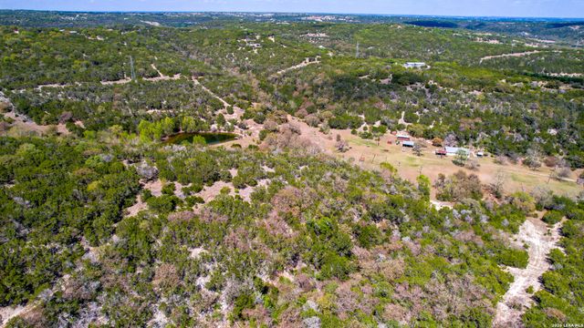 150 Coker Hollow, Kerrville, TX 78028