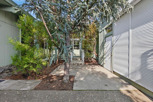 3503 Harpers Ferry Dr, Stockton, CA 95219