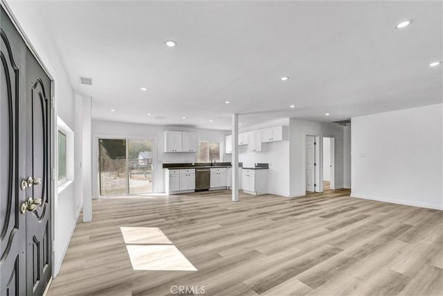 107 Ventura, Chatsworth, CA 91311
