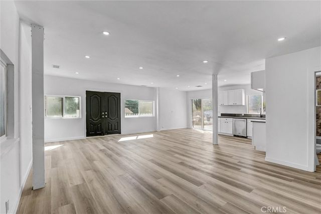 107 Ventura, Chatsworth, CA 91311