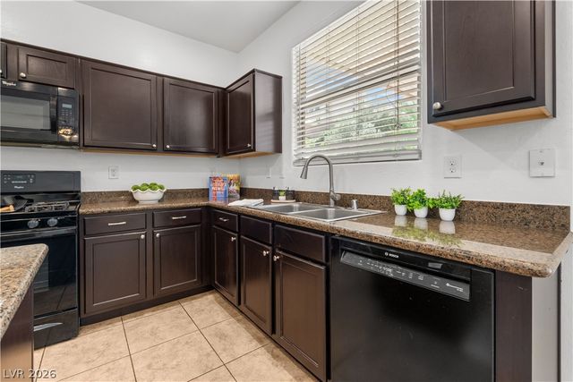 1049 Via Saint Andrea Place, Henderson, NV 89011