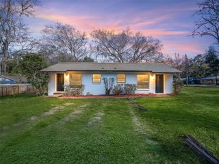 5911/5913 NW 9TH STREET, Ocala, FL 34482