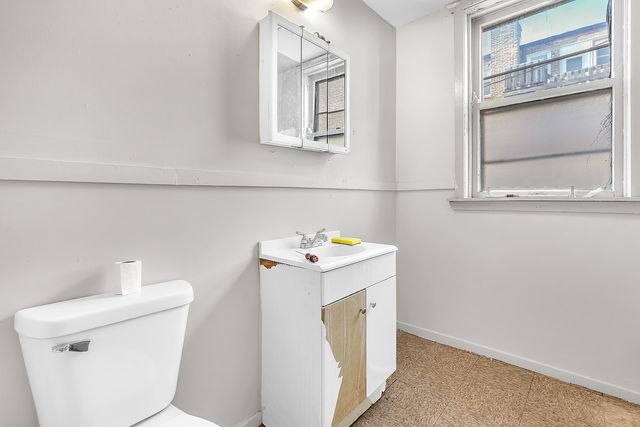 98 W 15th Street, Chicago Heights, IL 60411