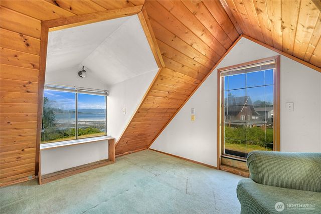 1611 Jas Airport Lane, Anacortes, WA 98221