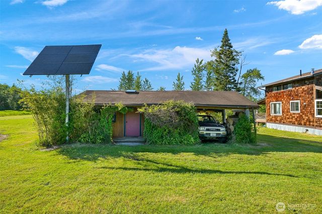 1611 Jas Airport Lane, Anacortes, WA 98221