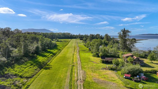 1611 Jas Airport Lane, Anacortes, WA 98221