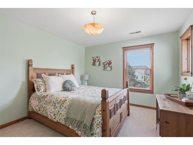 9 Founders Green, Hudson, WI 54016
