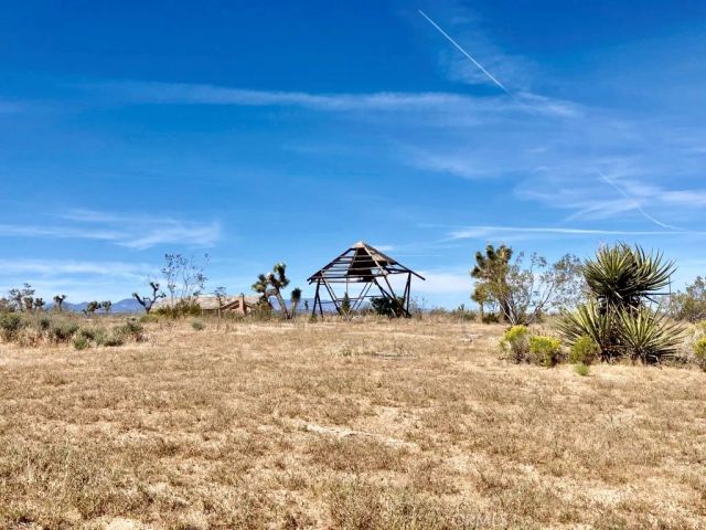 23777 Poppy, Apple Valley, CA 92308