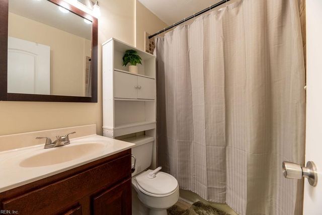 3050 Breslaw CT, Virginia Beach, VA 23453