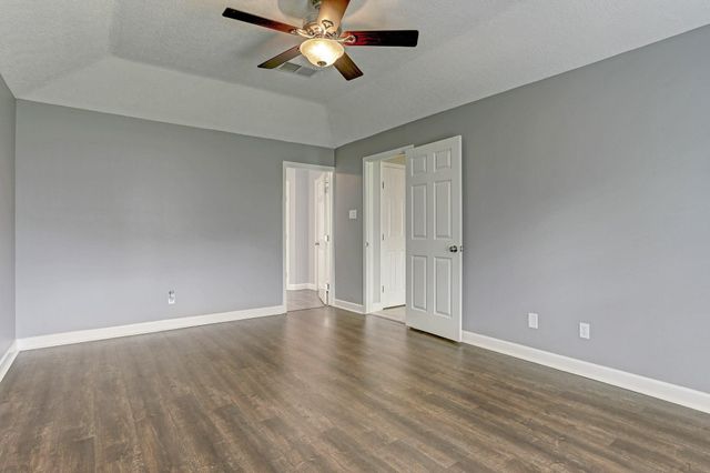 1211 Diablo Drive, Houston, TX 77532