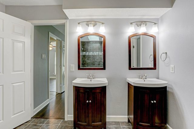 1211 Diablo Drive, Houston, TX 77532