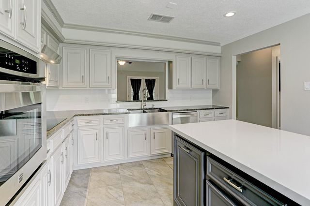 1211 Diablo Drive, Houston, TX 77532